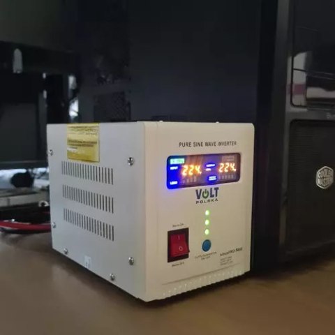 Zasilacz awaryjny UPS SINUS PRO 500E 12/230V Zasilacz awaryjny UPS SINUS PRO 500E 12/230V