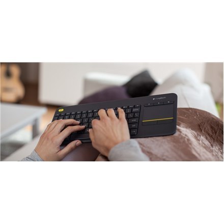 Logitech | K400 Plus | Keyboard with Trackpad | Wireless | NL | Black | USB port | 380 g Logitech | K400 Plus | Keyboard with Trackpad | Wireless | NL | Black | USB port | 380 g