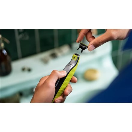 Philips | OneBlade 360 Shaver/Trimmer, Face | QP2730/20 | Operating time (max) 60 min | Wet & Dry | Lithium Ion | Black/Yellow Philips | OneBlade 360 Shaver/Trimmer, Face | QP2730/20 | Operating time (max) 60 min | Wet & Dry | Lithium Ion | Black/Yellow