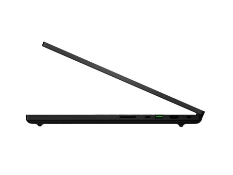 Razer | Blade 18 | Black | 18 " | IPS | QHD+ | 2560 x 1600 | Anti-glare | Intel Core i9 | i9-13950HX | 32 GB | DDR5-5600 | SSD 2 Razer | Blade 18 | Black | 18 " | IPS | QHD+ | 2560 x 1600 | Anti-glare | Intel Core i9 | i9-13950HX | 32 GB | DDR5-5600 | SSD 2