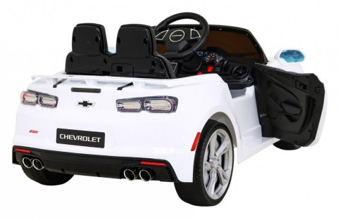 Chevrolet Camaro 2SS na akumulator Biały + Pilot + Koła EVA + Wolny Start + Dźwięki Światła Chevrolet Camaro 2SS na akumulator Biały + Pilot + Koła EVA + Wolny Start + Dźwięki Światła