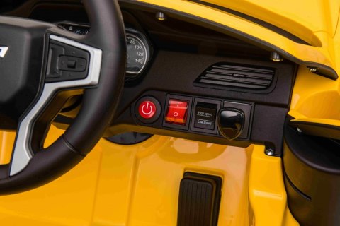 Chevrolet Tahoe Elektryczne Autko dla dzieci Żółty + Pilot + EVA + Radio MP3 + LED Chevrolet Tahoe Elektryczne Autko dla dzieci Żółty + Pilot + EVA + Radio MP3 + LED