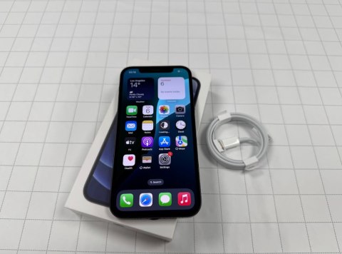 Apple REFURBISHED Grade A | iPhone 12 | Black | 6.1 " | Super Retina XDR OLED | 2532 x 1170 pixels | Internal RAM 4 GB | 64 GB | Apple REFURBISHED Grade A | iPhone 12 | Black | 6.1 " | Super Retina XDR OLED | 2532 x 1170 pixels | Internal RAM 4 GB | 64 GB |