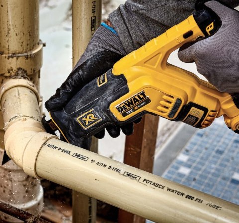 DEWALT | Linear Saw | DCS367N-XJ | 824 W | 18 V DEWALT | Linear Saw | DCS367N-XJ | 824 W | 18 V