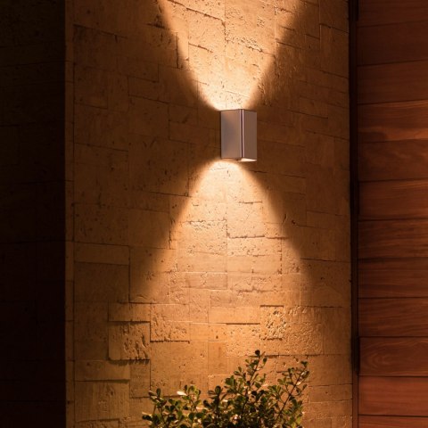 Philips Hue WCA Resonate Outdoor Wall Lantern, Inox | Philips Hue Philips Hue WCA Resonate Outdoor Wall Lantern, Inox | Philips Hue