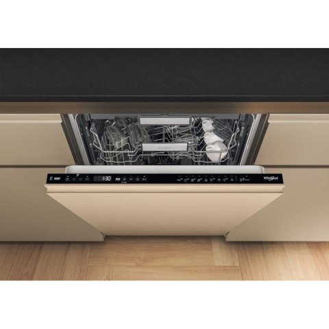 Whirlpool Dishwasher | W7I HP42 L | Built-in | Width 59.8 cm | Number of place settings 15 | Number of programs 10 | Energy effi