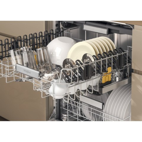 Whirlpool Dishwasher | W7I HP42 L | Built-in | Width 59.8 cm | Number of place settings 15 | Number of programs 10 | Energy effi