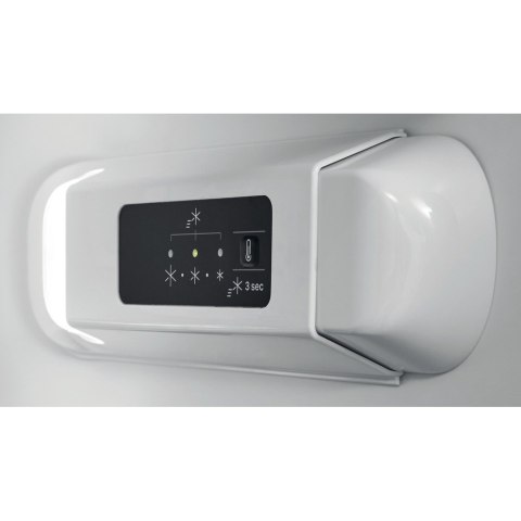 Lodówka Indesit LI9 S2E S, E, wolnostojąca, wysokość 201,3 cm, pojemność netto chłodziarki 261 l, pojemność netto zamrażarki 111 Lodówka Indesit LI9 S2E S, E, wolnostojąca, wysokość 201,3 cm, pojemność netto chłodziarki 261 l, pojemność netto zamrażarki 111